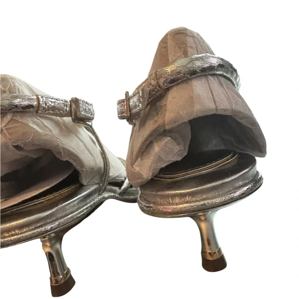 Kenneth Cole Ginger  Strappy Sandals - Picture 4 of 5